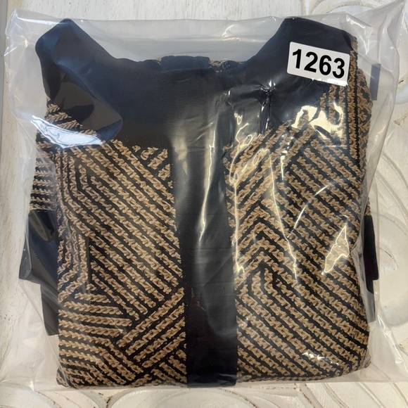 Exclusively Misook Tan Black Boxy Graphic Roll Tab Sleeve Cardigan - Picture 7 of 7